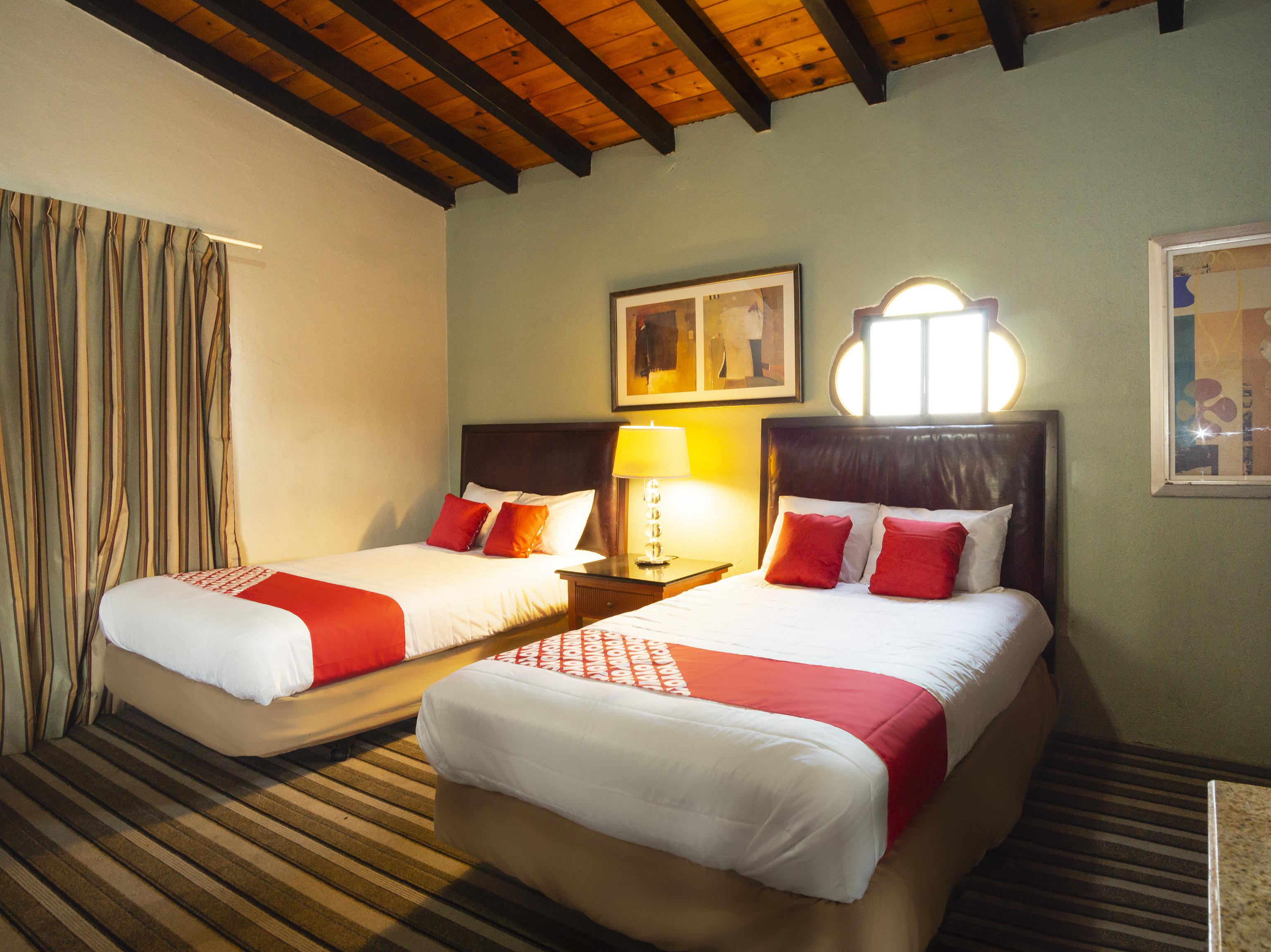 Oyo Hotel Hacienda Don Luis, Rosarito Exterior foto A room at the hotel